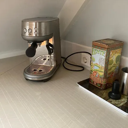 Lichte In De Buurt Amsterdam بيت ضيافة مونِكِندام